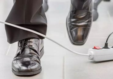 Егер жұмыс беруші Қазақстанда қызметкердің денсаулығын сақтандырмаса не істеу керек?