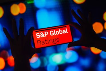 S & P "Nomad Life" ӨСК рейтингін "BB+" деңгейінде растады, болжам "Тұрақты"